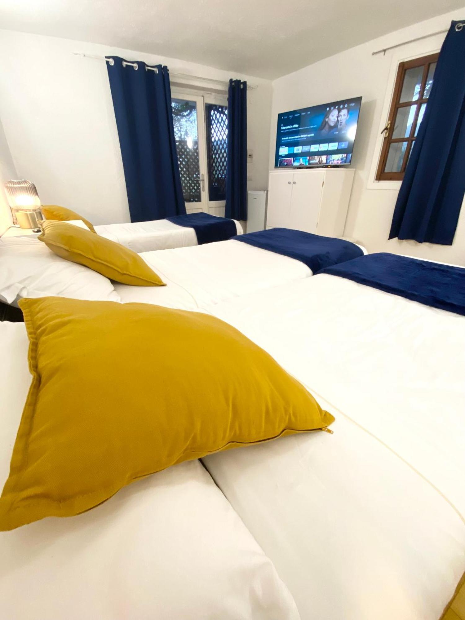 Cala Reale Rooms Marinella Marinella  Exteriér fotografie