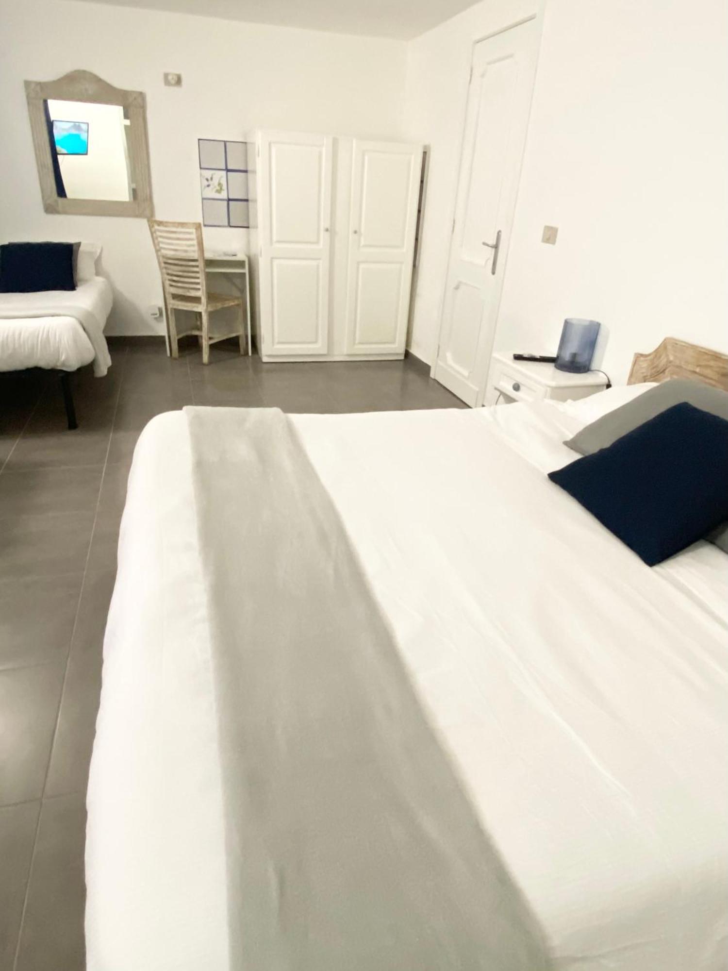 Cala Reale Rooms Marinella Marinella  Exteriér fotografie